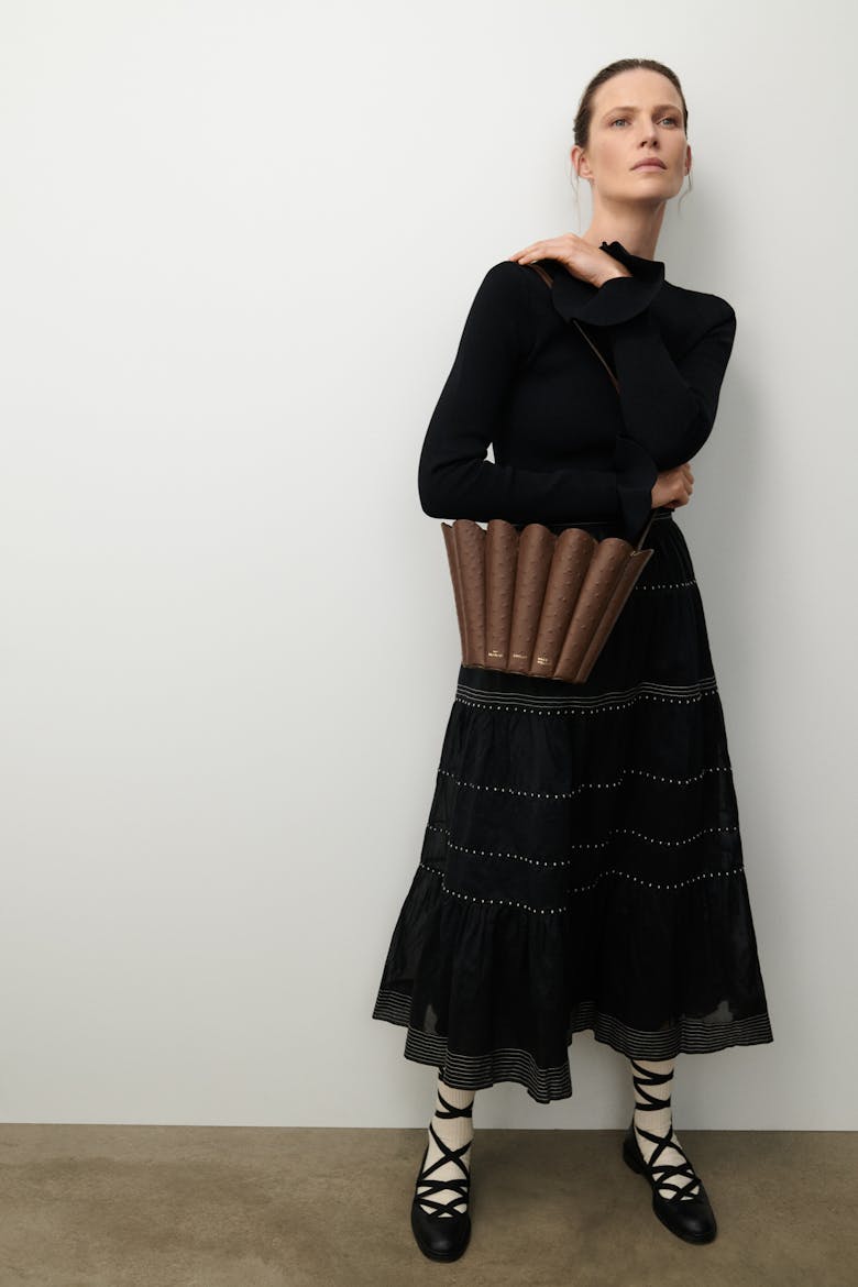 Small Shell Bag “brown ostrich”