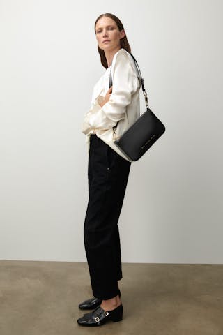 Underarm Bag “glossy black”