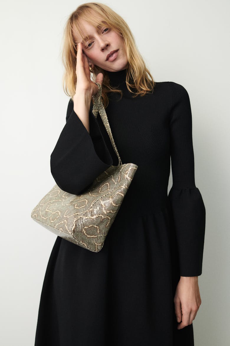 Classic Shopper Bag “beige python”