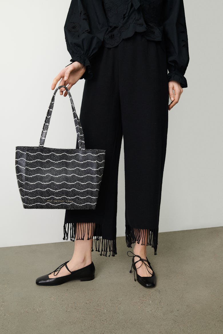 Classic Shopper Bag “black and white python”