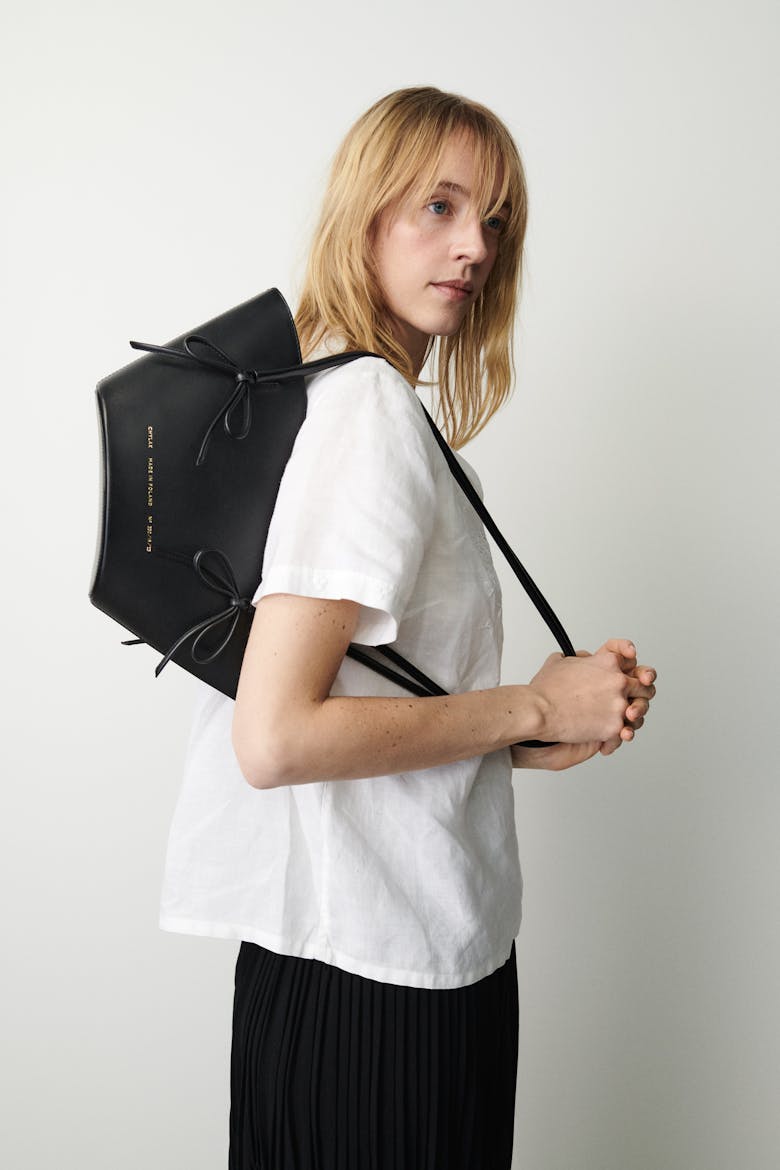 Small Basket with Bows Black