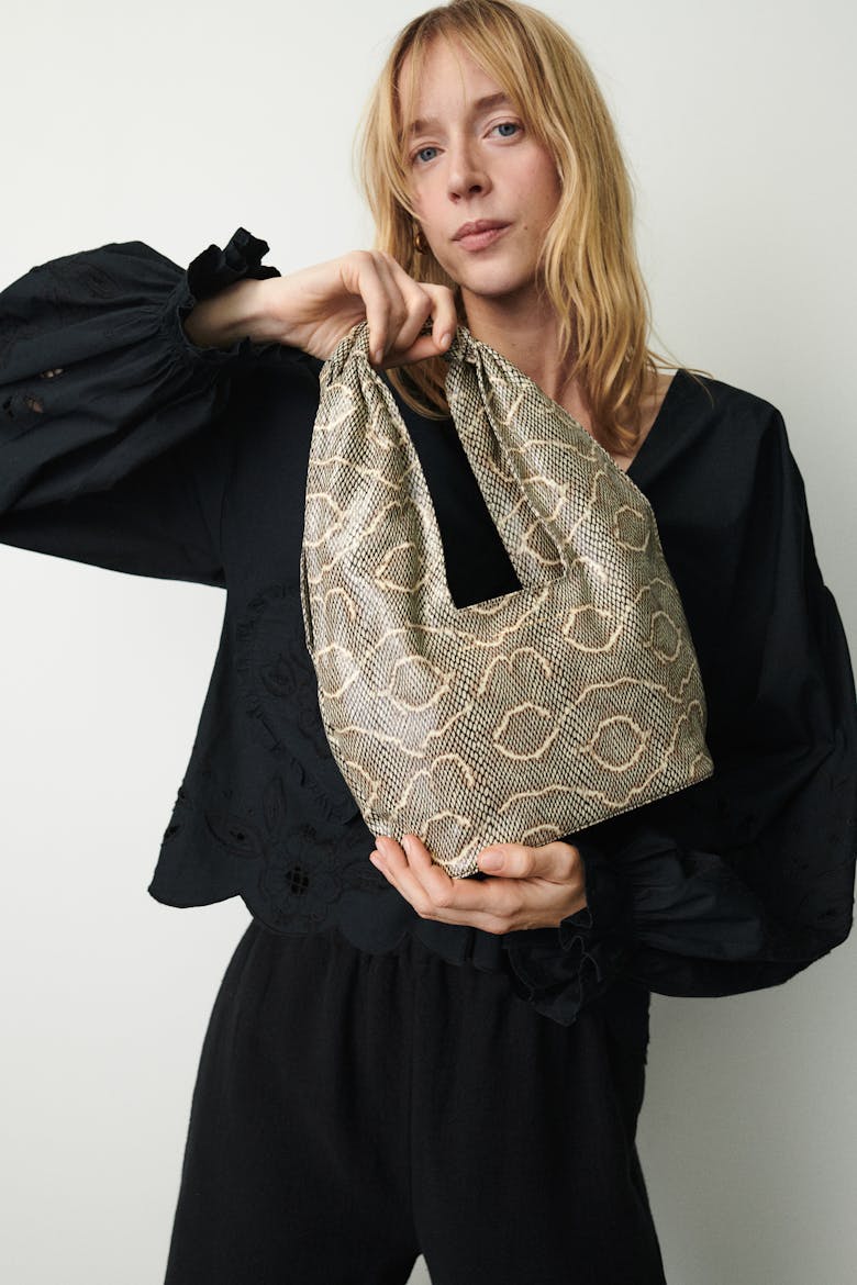 Small Hobo Bag “beige python”