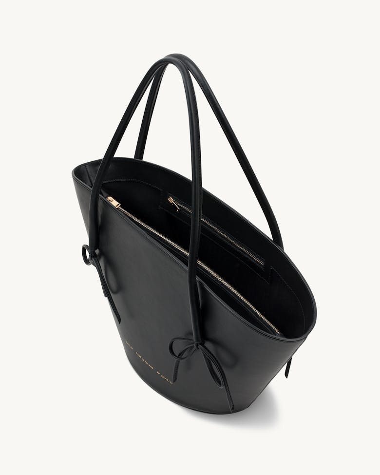 Big Basket with Bows Black