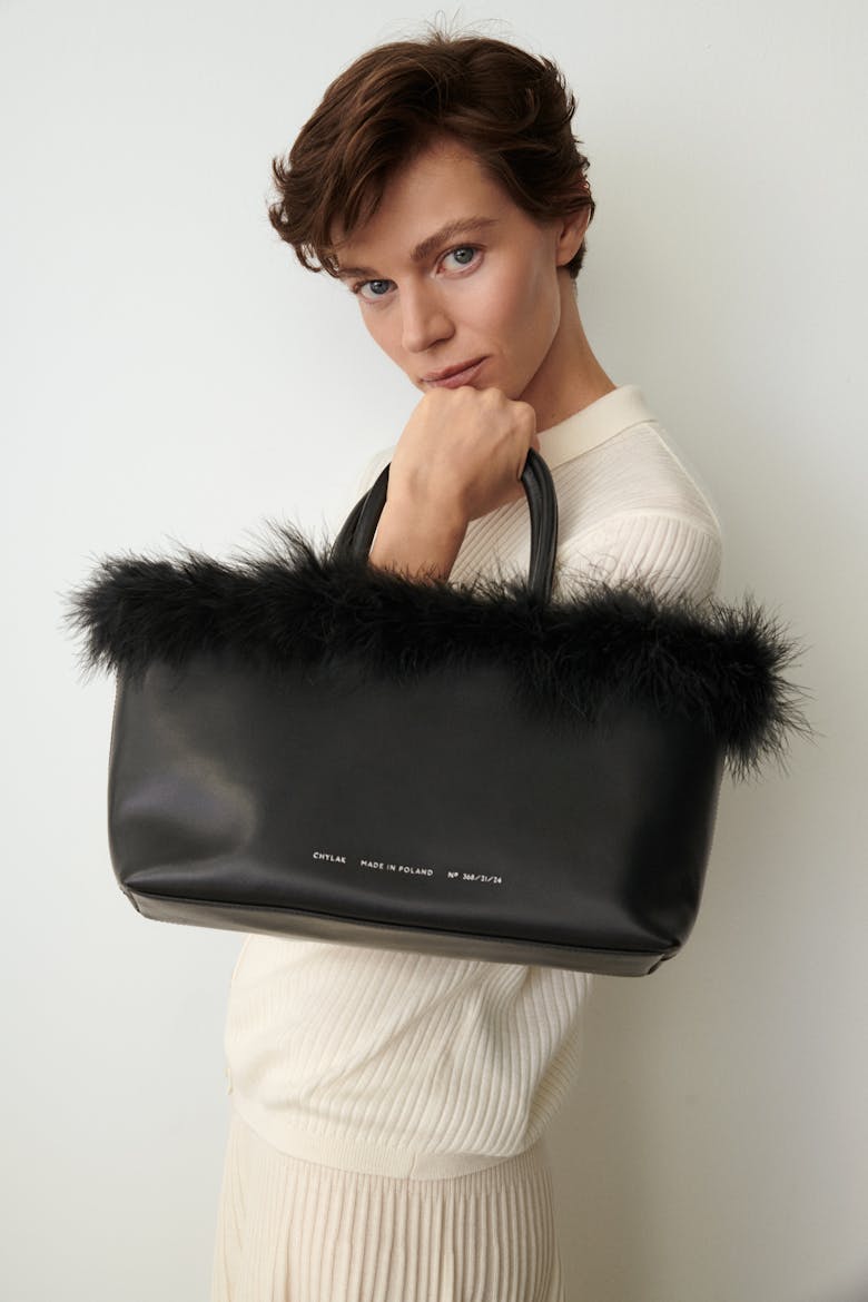 Shopper with Feathers Black