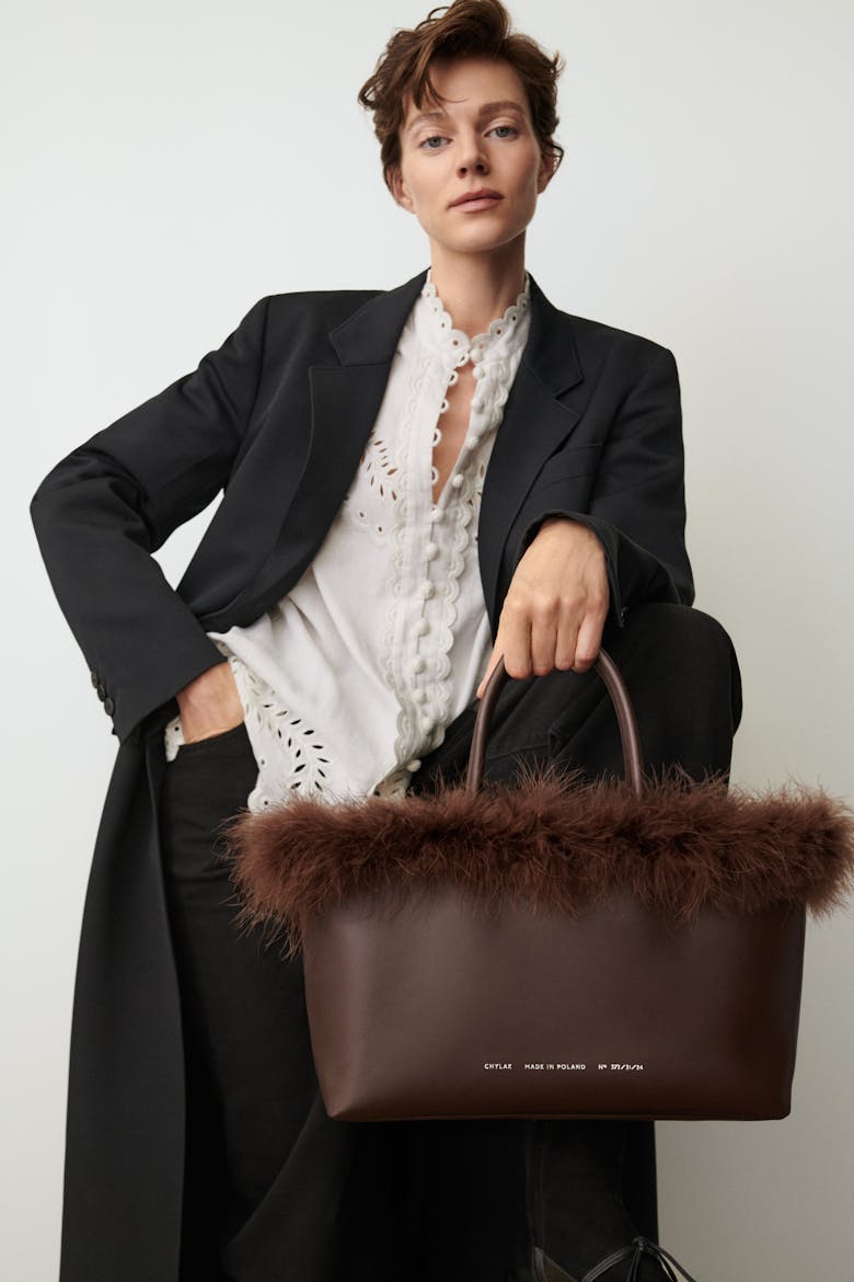 Shopper with Feathers Brown