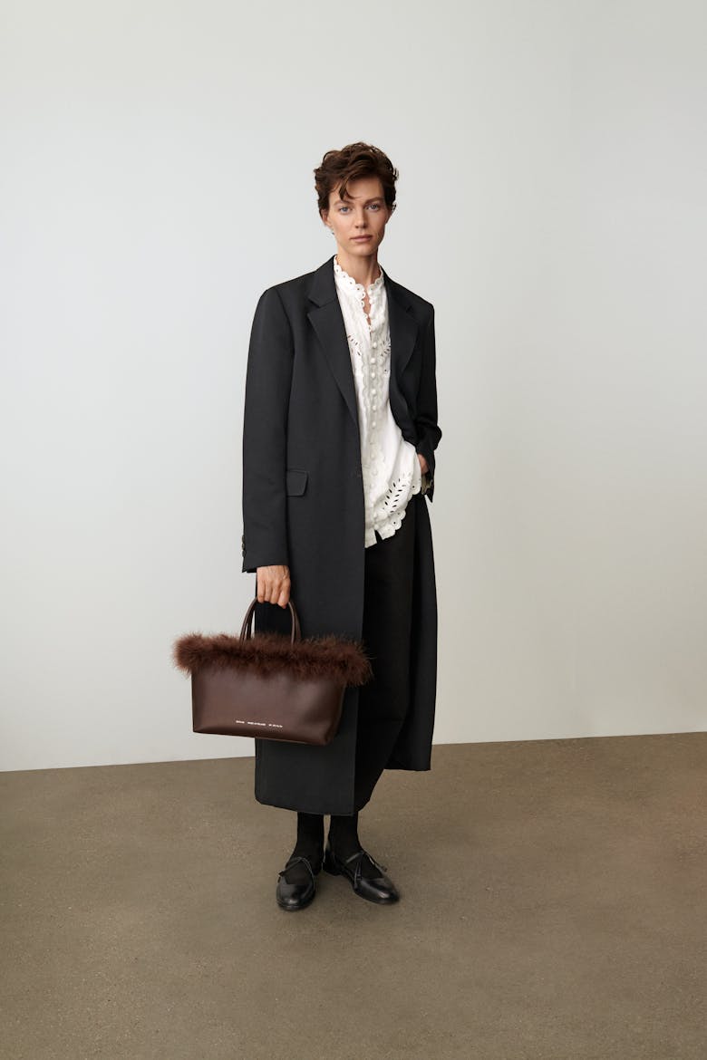 Shopper with Feathers Brown