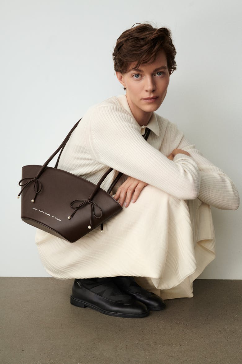 Small Basket with Pearls Brown