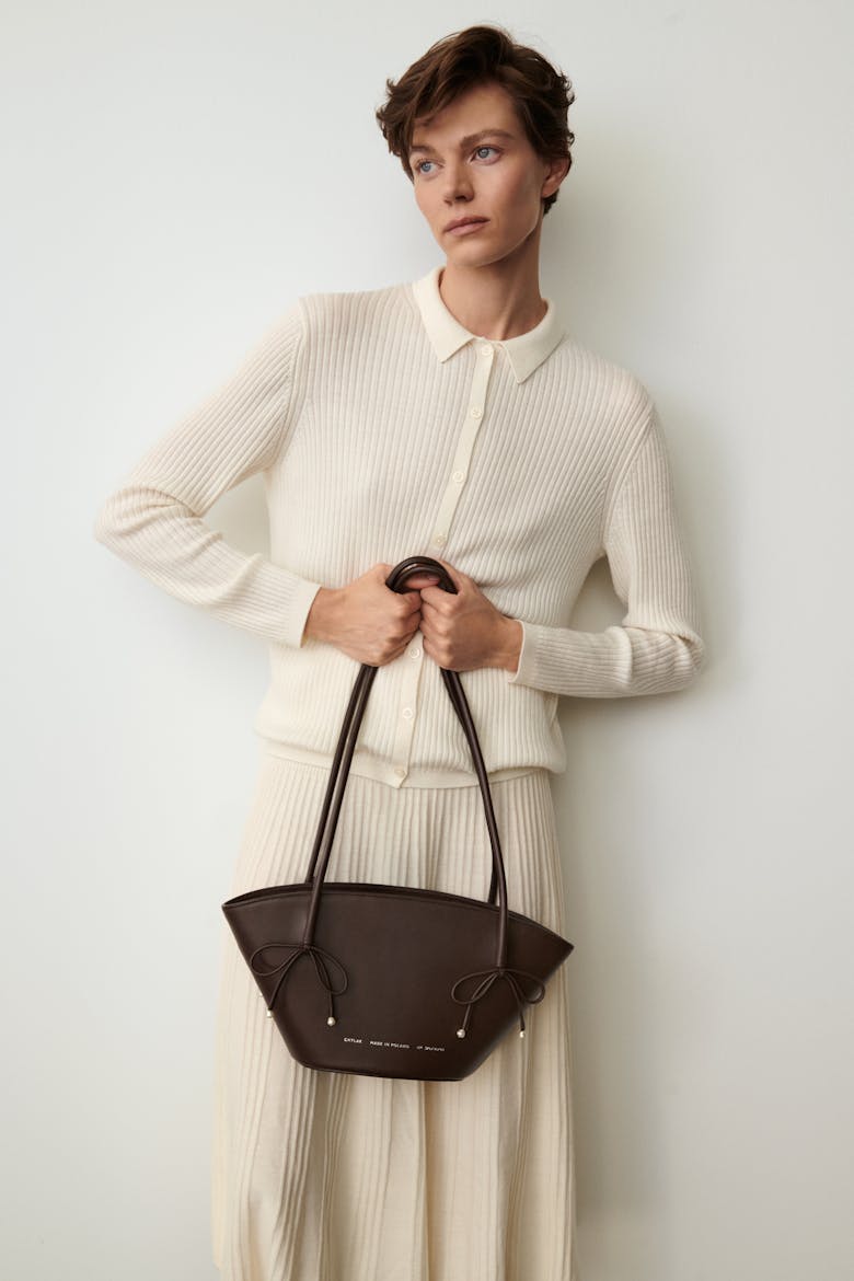 Small Basket with Pearls Brown