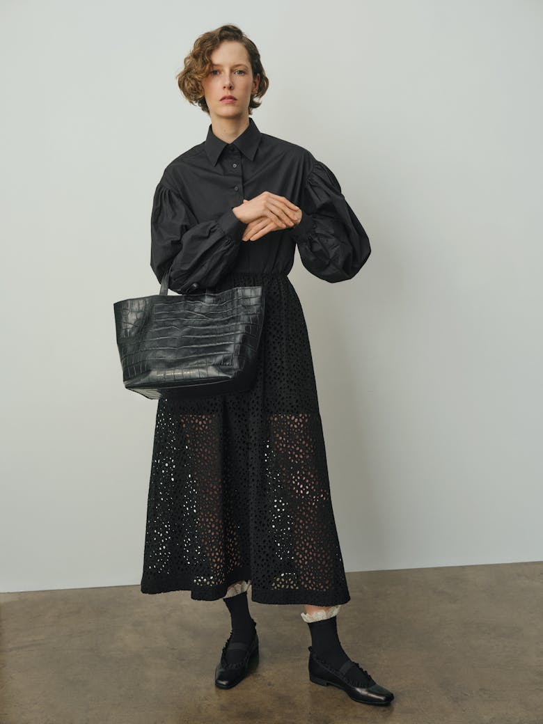 Square Shopper “glossy black crocodile”