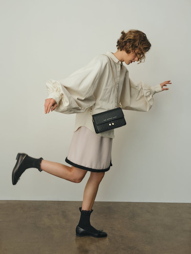 Shoulder Bag “black ostrich”