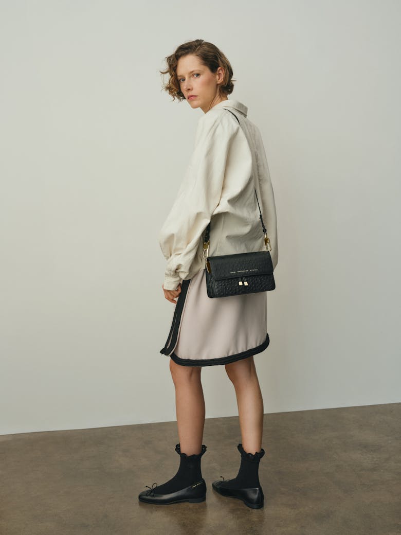 Shoulder Bag “black ostrich”