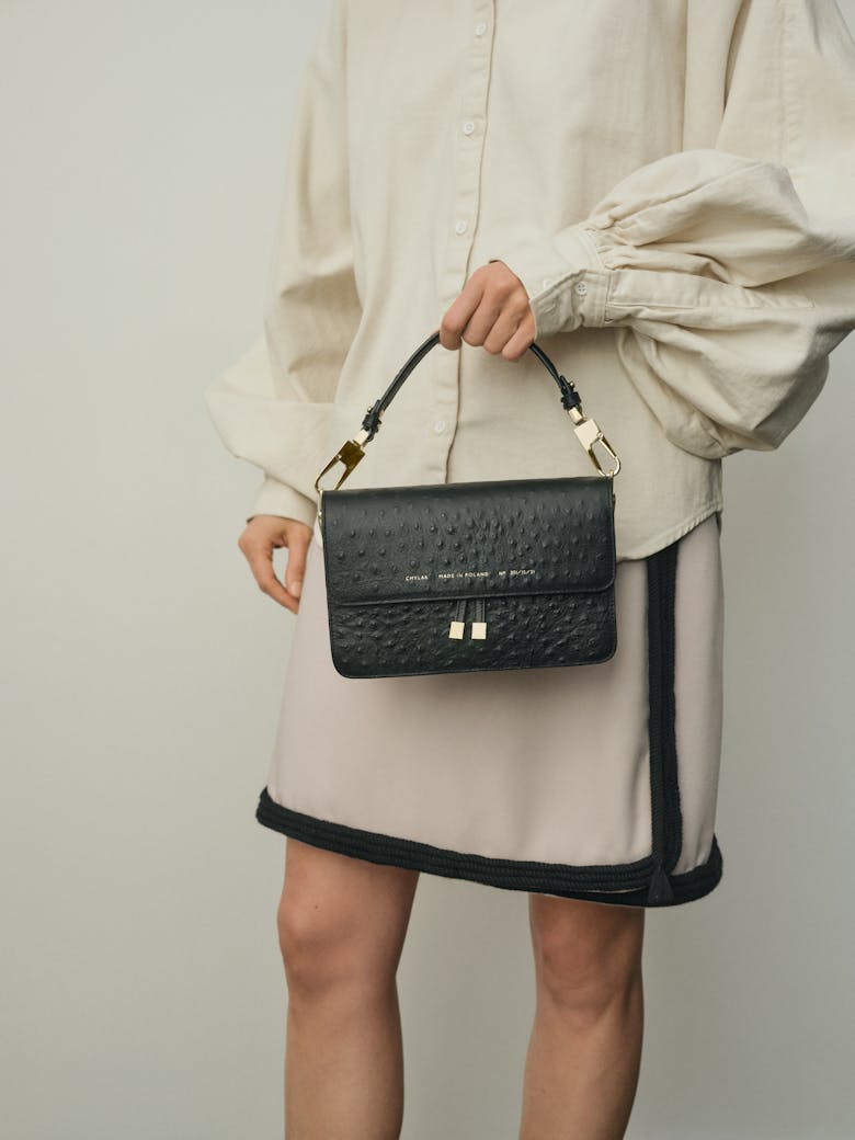 Shoulder Bag “black ostrich”