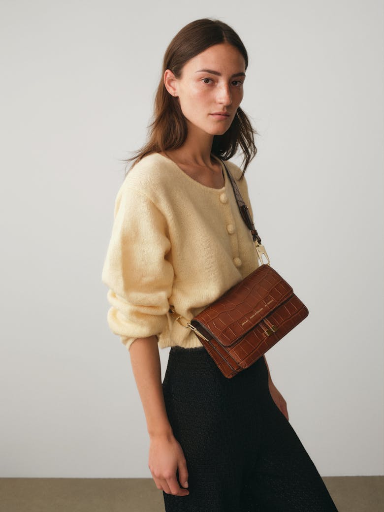Shoulder Bag “glossy caramel crocodile”