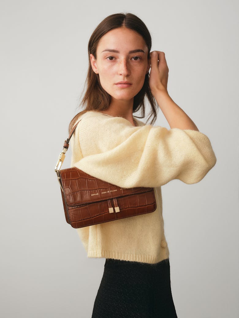 Shoulder Bag “glossy caramel crocodile”