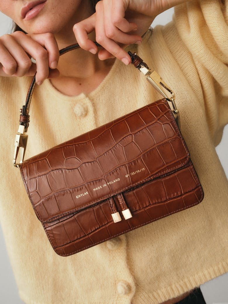Shoulder Bag “glossy caramel crocodile”