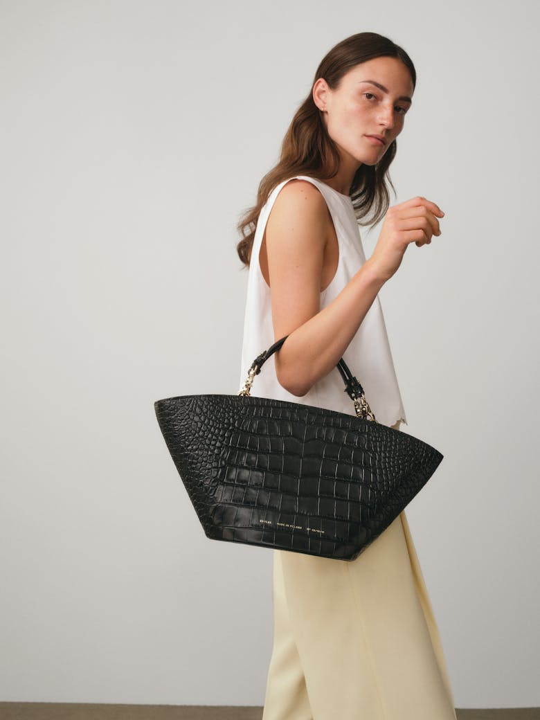 Big Basket Bag “glossy black crocodile”