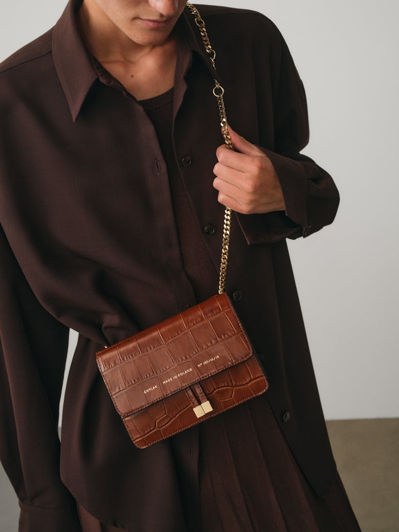 Mini Belt Bag “glossy caramel crocodile”