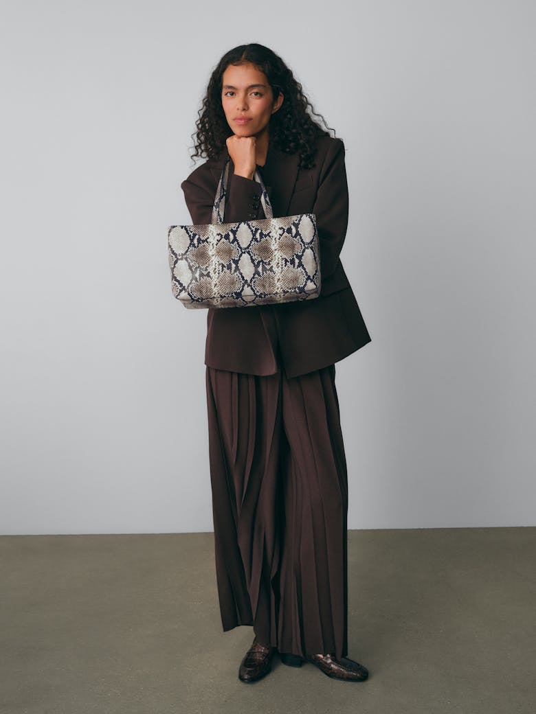 Big Tote Bag “black and white python”