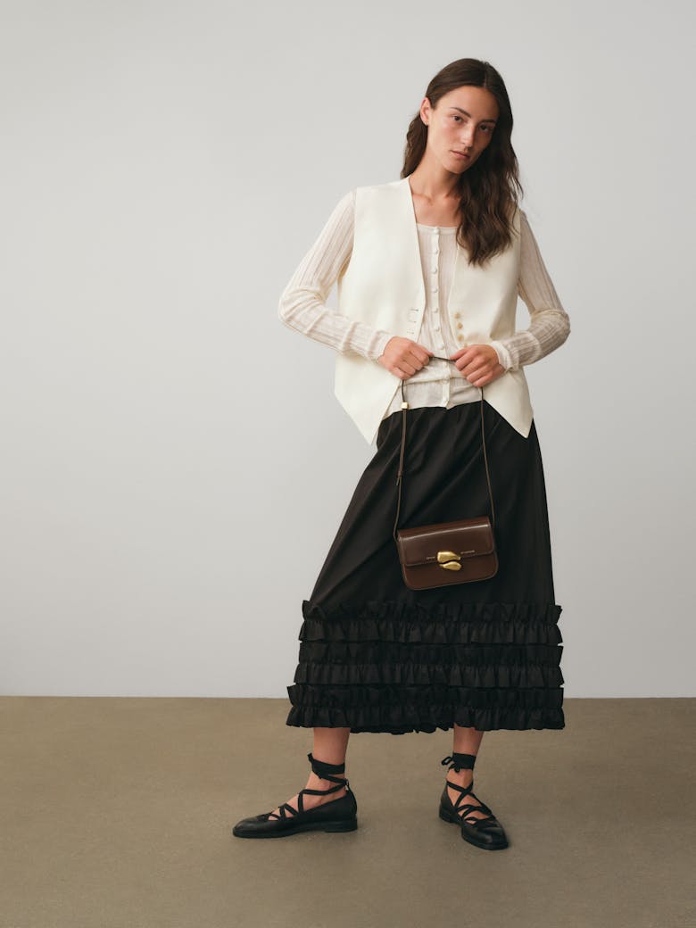 Flap Bag with Sculptural Seal “glossy brown”