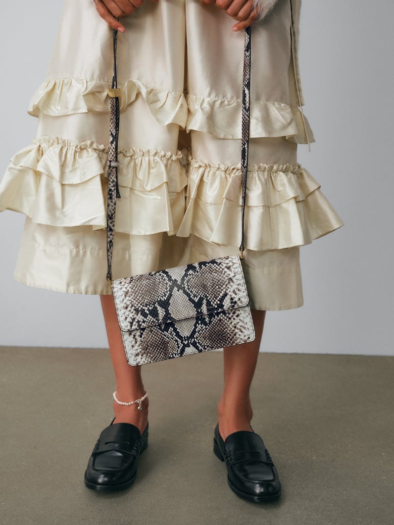 Medium Shoulder Bag “black and white python”