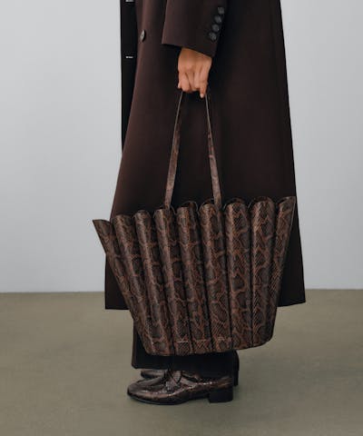 Oversize Shell Bag “brown python”
