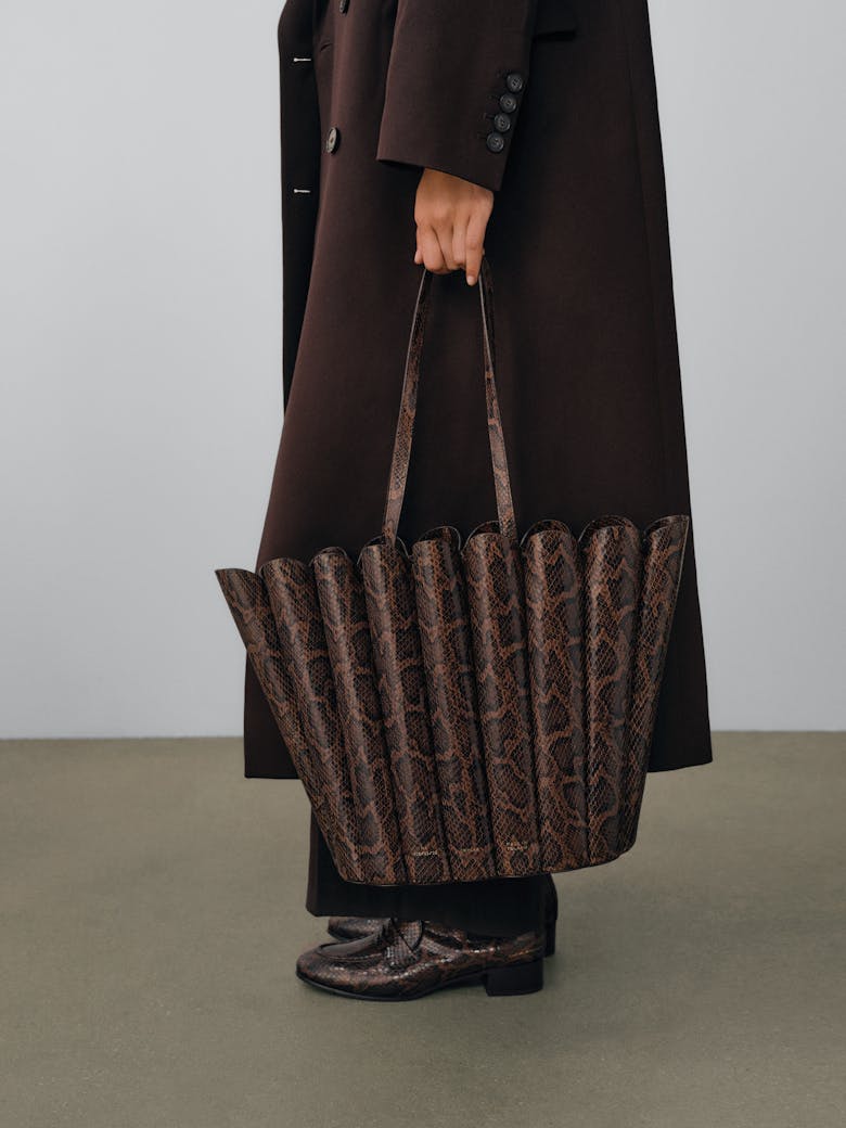 Oversize Shell Bag “brown python”
