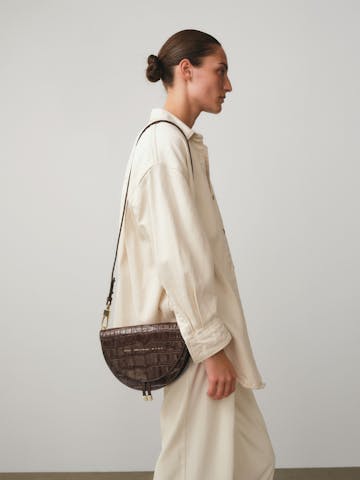 Long Strap “glossy brown crocodile”