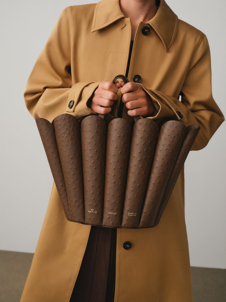 Shell Bag “brown ostrich”