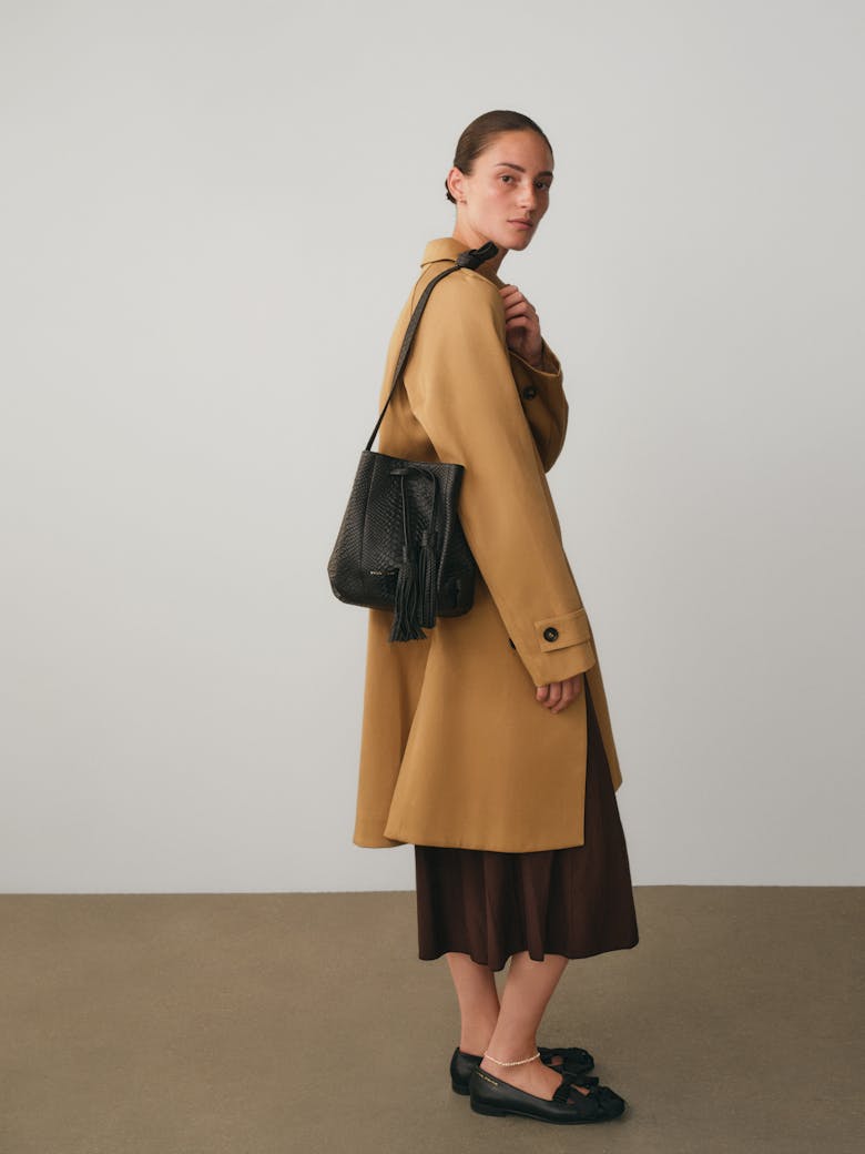 Small Bucket Bag “python”