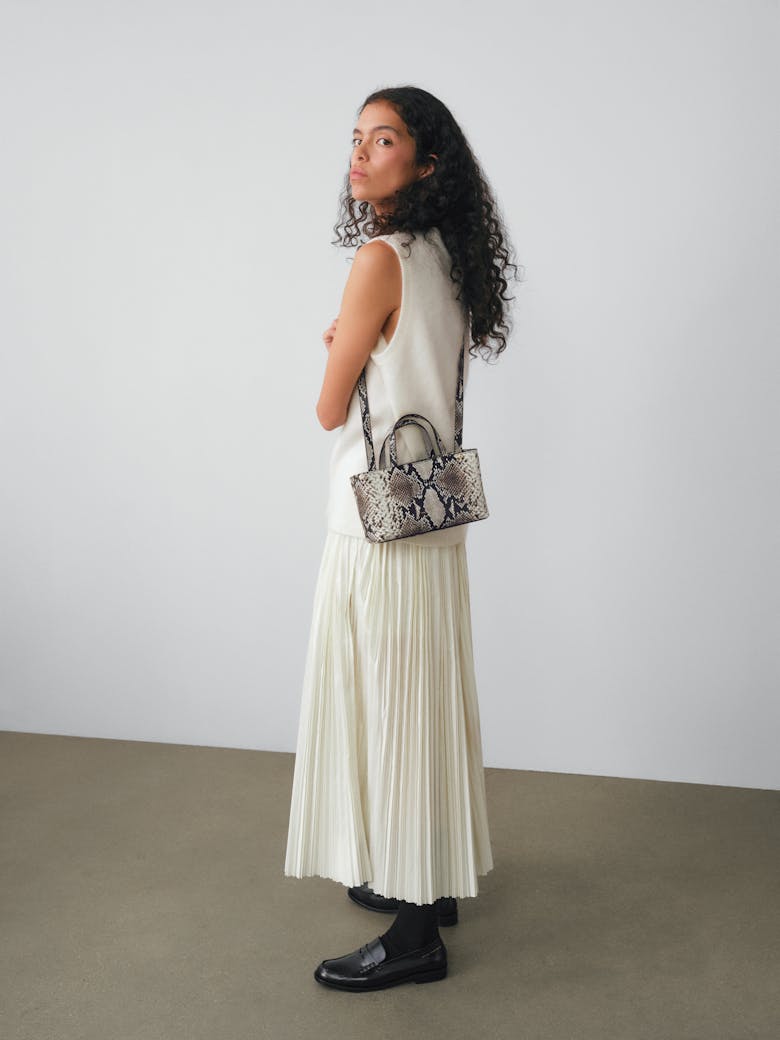 Small Tote Bag “black and white python”