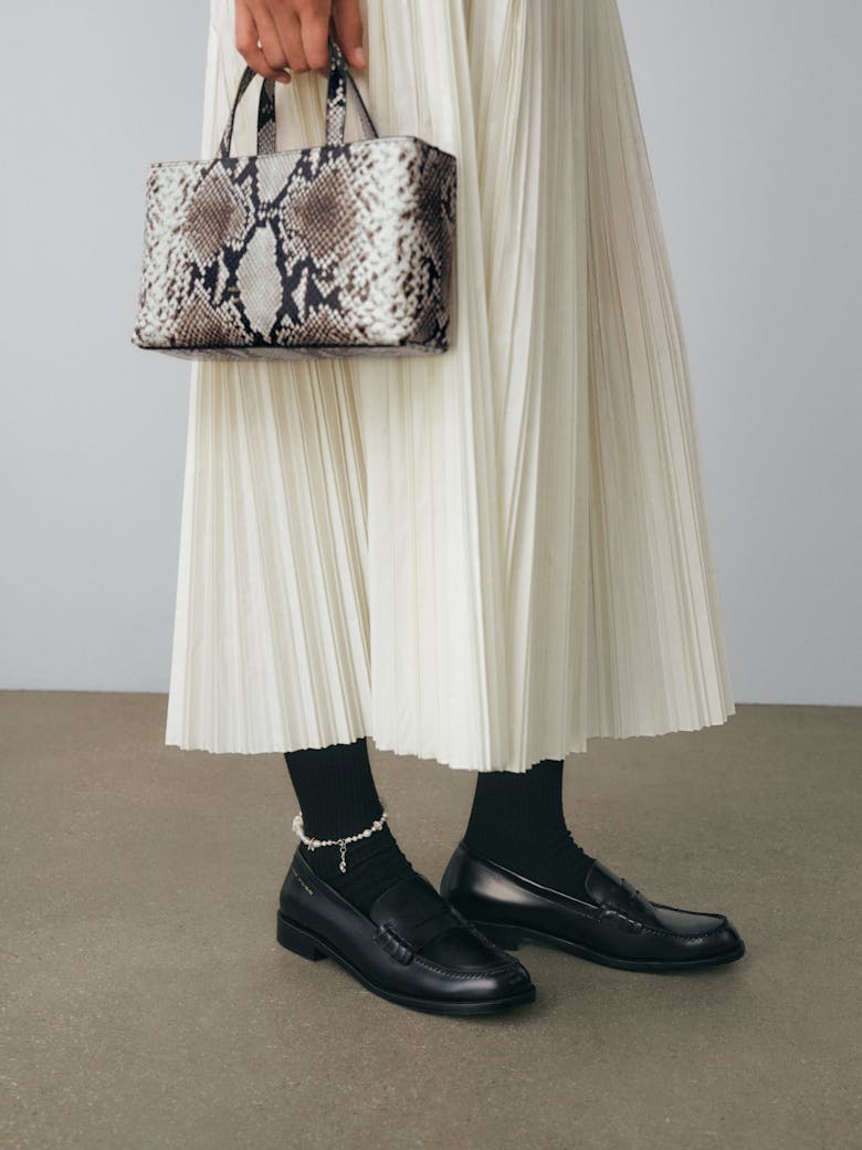 Small Tote Bag “black and white python”