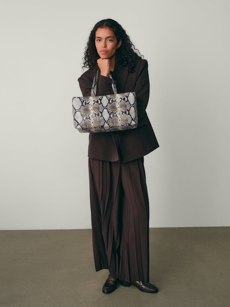 Big Tote Bag “black and white python”