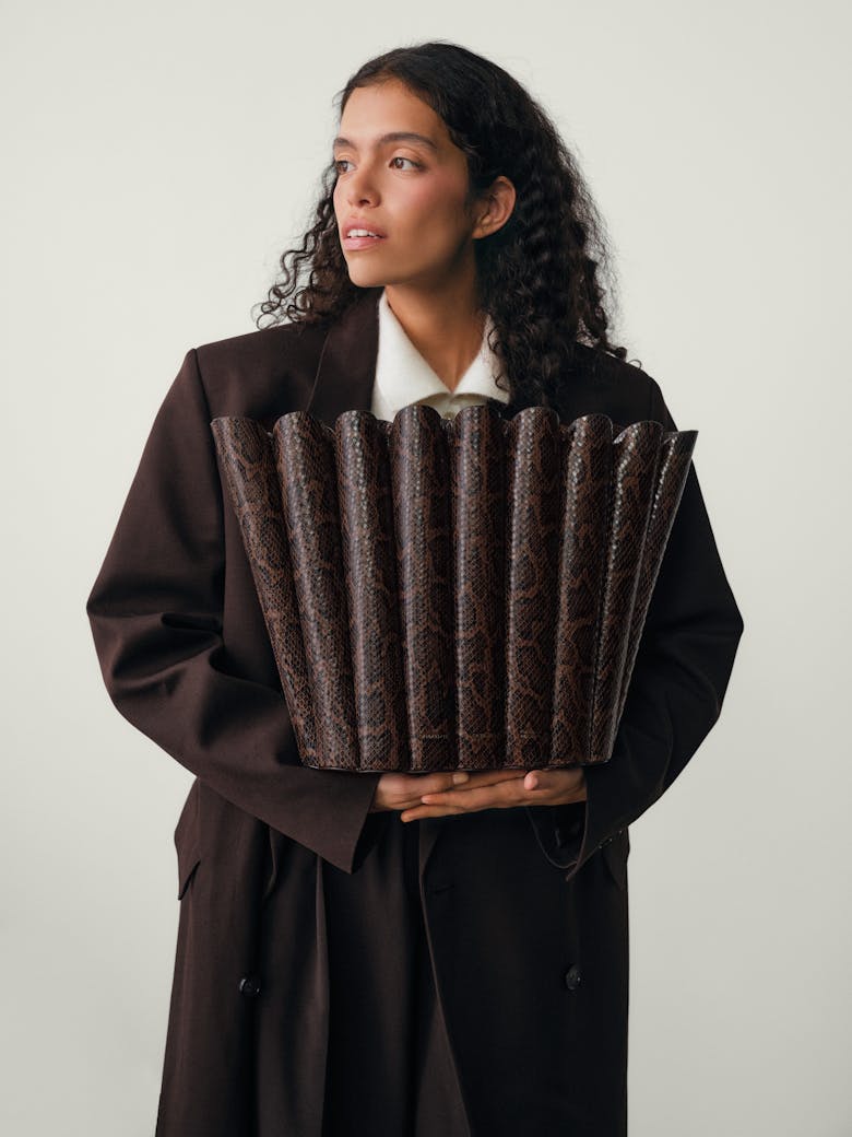 Oversize Shell Bag “brown python”
