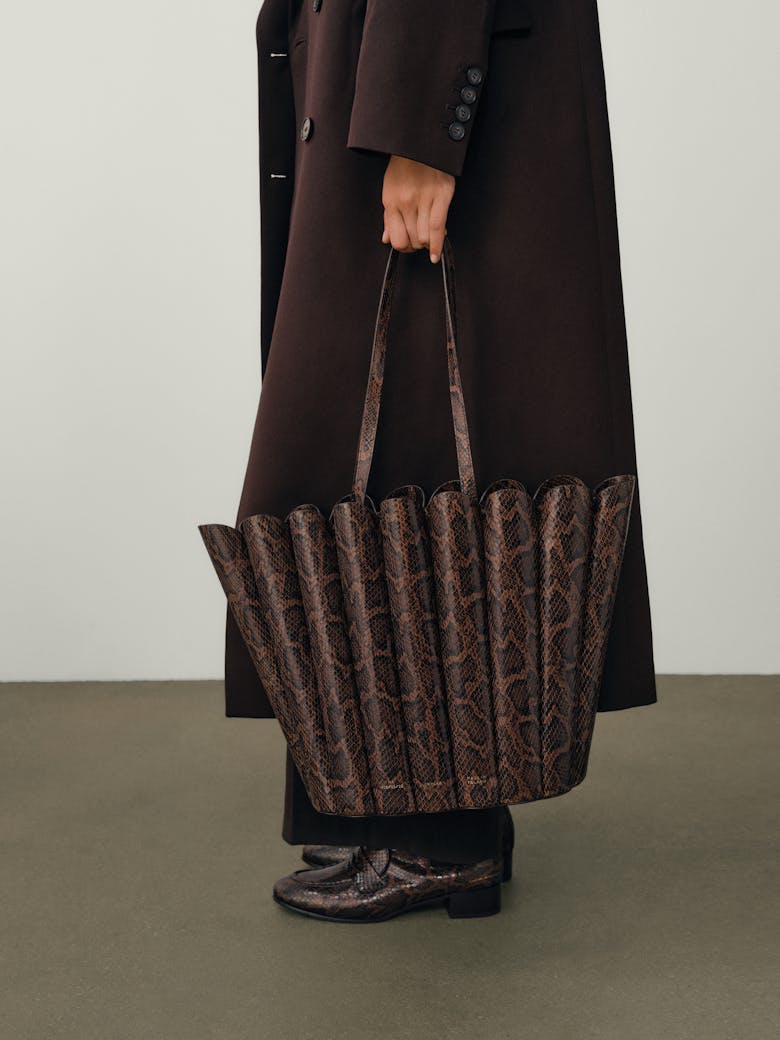 Oversize Shell Bag “brown python”