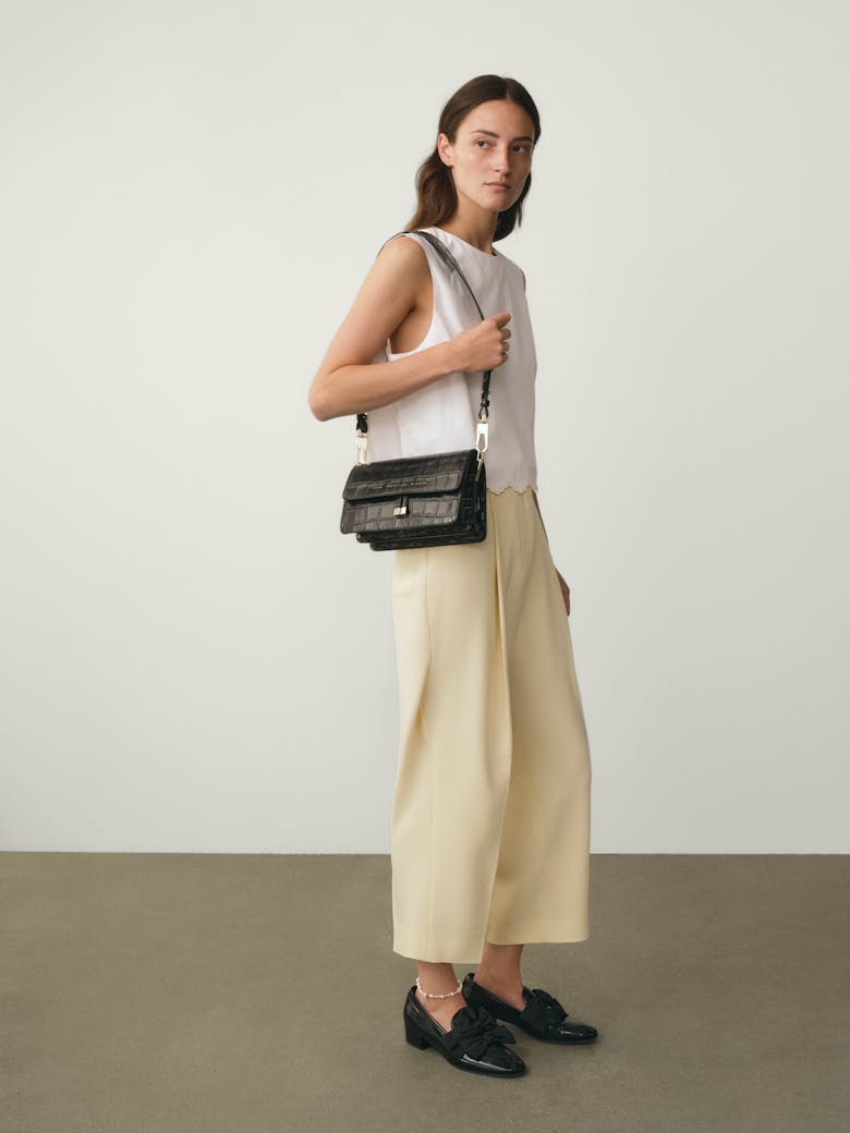 Shoulder Bag “glossy black crocodile” 