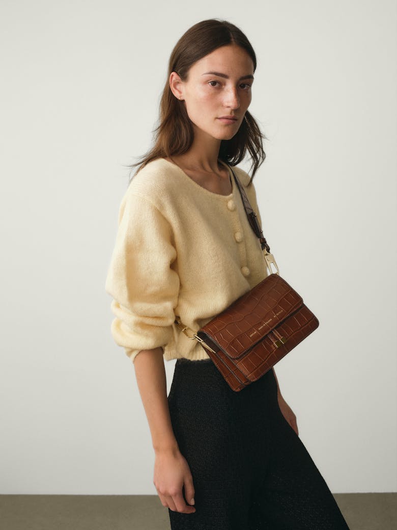 Shoulder Bag “glossy caramel crocodile”