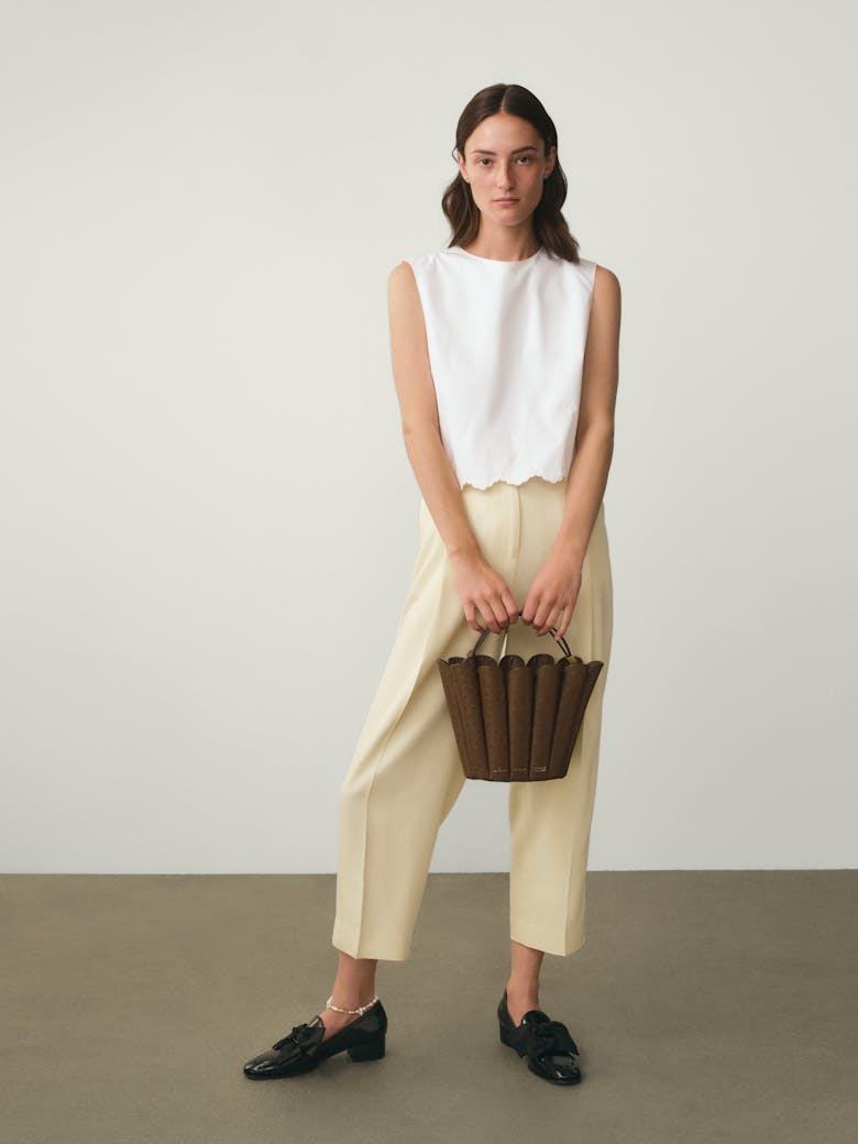 Small Shell Bag “brown ostrich”