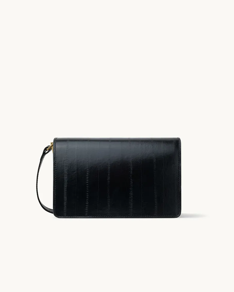 Medium Shoulder Bag “black eel”
