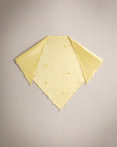 Shawl with Amber Beads