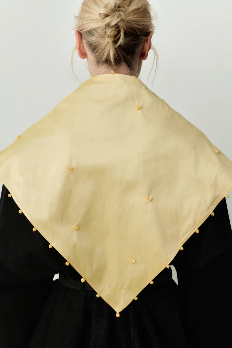 Shawl with Amber Beads