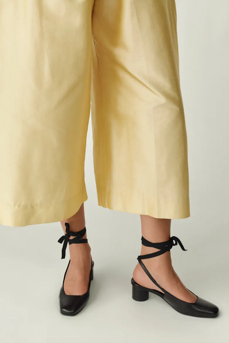 Slingback Heel with Ribbon