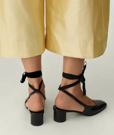 Slingback Heel with Ribbon