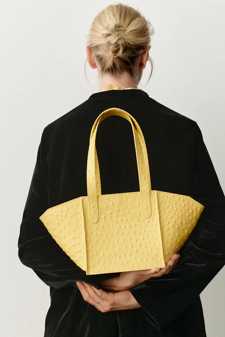 Small Structural Tote Bag Milky Amber