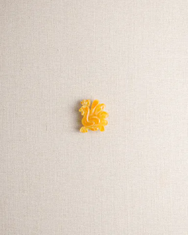 Amber “Kogut” Brooch