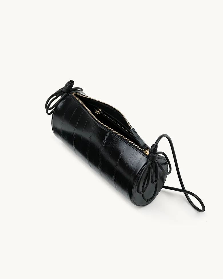 Barrel Shoulder Bag “black eel”