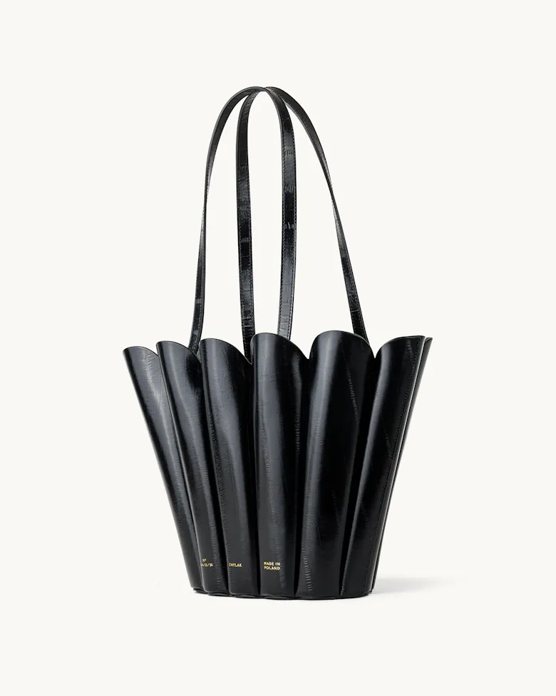 Shoulder Shell Bag “black eel”